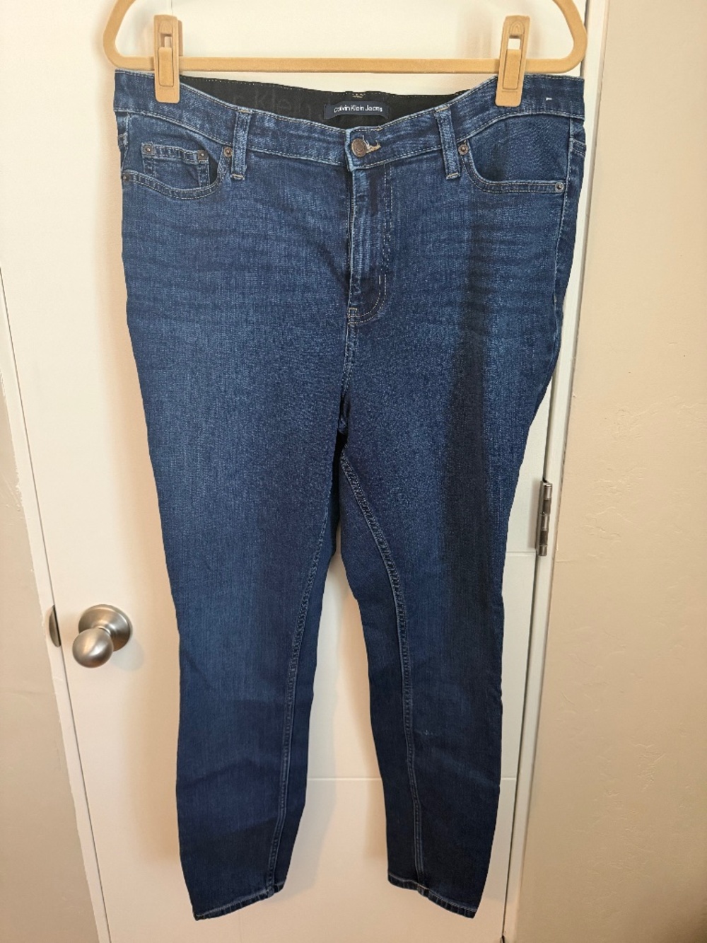CALVIN KLEIN Skinny Jeans (Size 16W) - Dark Blue